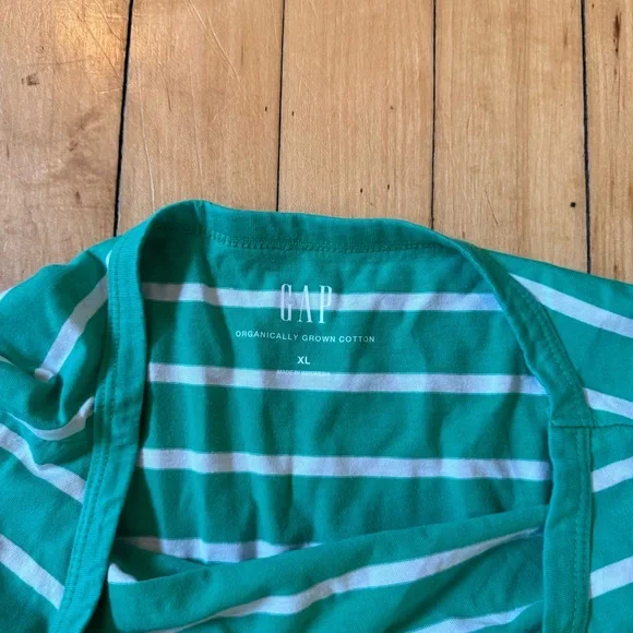 GAP cotton tshirt - Picture 2 of 3